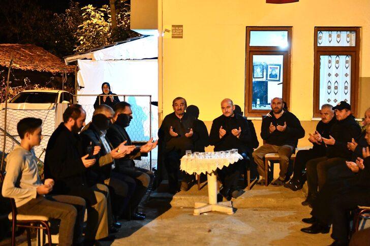 İçişleri Bakanı Soylu, Amasra'da hayatını kaybeden 3 madencinin evine taziye ziyaretinde bulundu G3