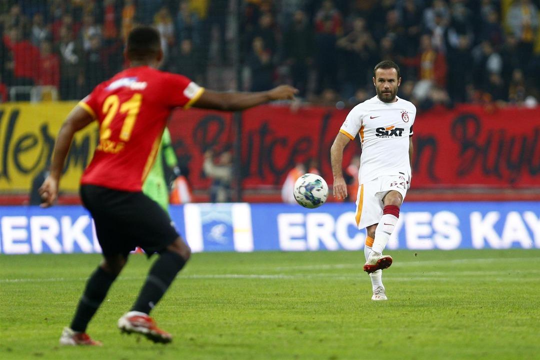 Son dakika: 7 ma&ccedil; sonra kayıp! Galatasaray, Kayseri'de yıkıldı!