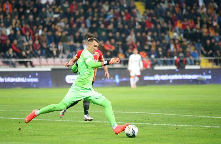 'Takımın büyükleri olaya el attı!' Galatasaray'da Alanyaspor maçı öncesi kritik toplantı ve galibiyet yemini! G2