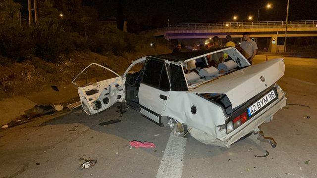 Adana'da devrilen otomobildeki 1 kişi öldü, 1 kişi yaralandı