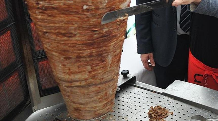 Ekmek arası dönere zam üstüne zam! Dönerin porsiyon fiyatı 120 TL'ye dayandı