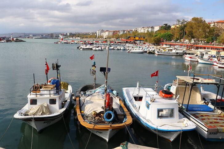 Tekirdağ'da balıkçıların poyraz nedeniyle zorunlu paydosu sürüyor G2