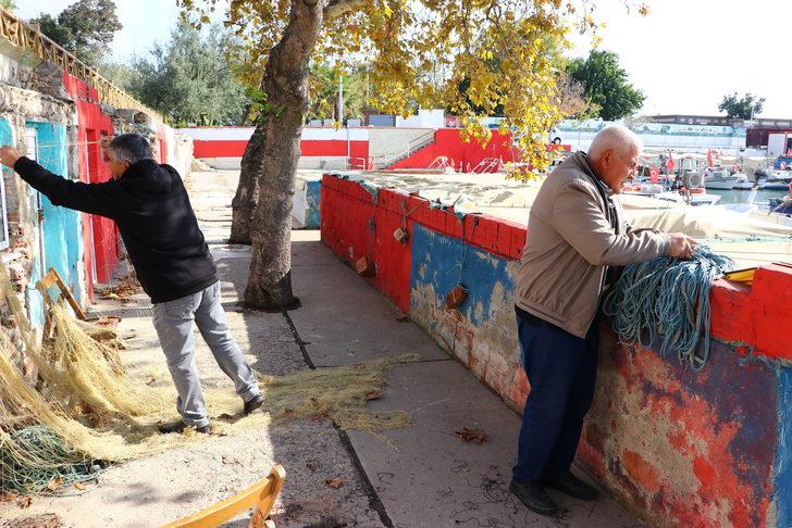 Tekirdağ'da balıkçıların poyraz nedeniyle zorunlu paydosu sürüyor G4