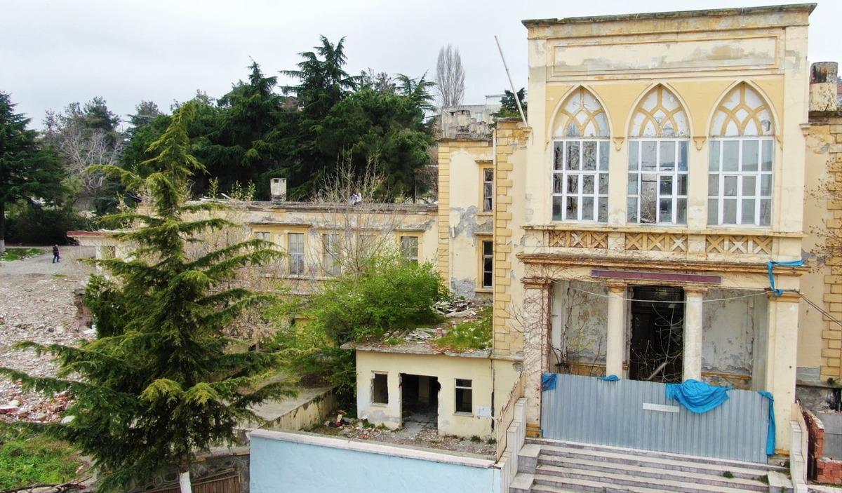 2. Abd&uuml;lhamid d&ouml;neminde inşa edilen hastane yaşam merkezine d&ouml;n&uuml;şt&uuml;r&uuml;l&uuml;yor