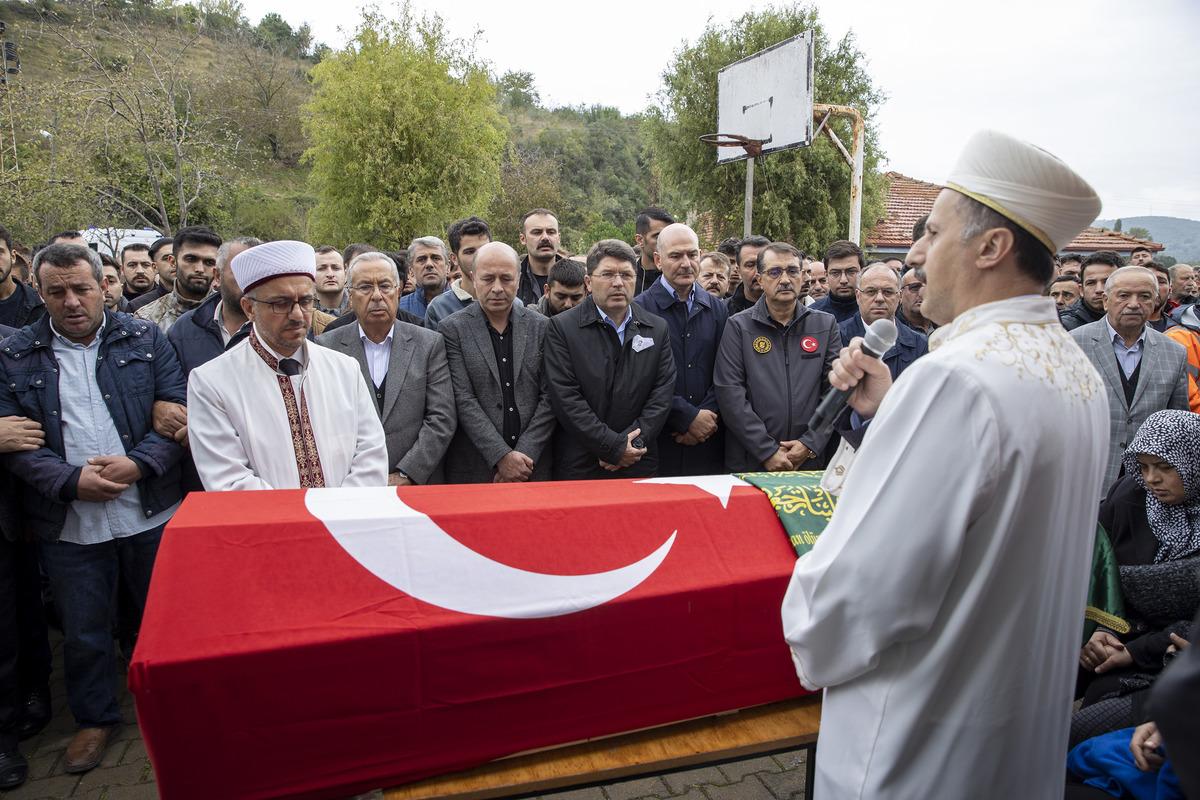 Maden ocağındaki patlamada hayatını kaybeden iş&ccedil;ilerden Mustafa Can Yıldırım son yolculuğuna uğurlandı