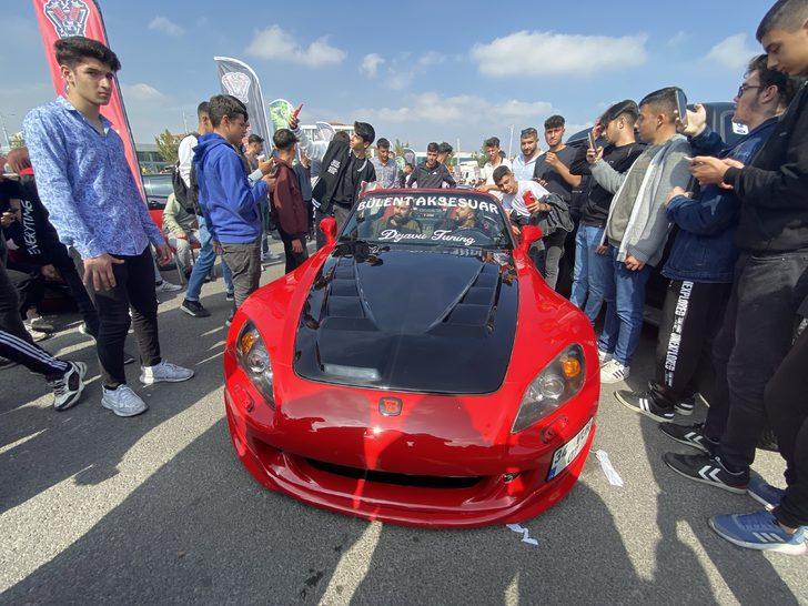 Modifiye araç tutkunları Malatya'da buluştu G1