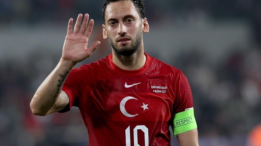 Interli Hakan Çalhanoğlu, Real Sociedad maçında forma giyemeyecek!