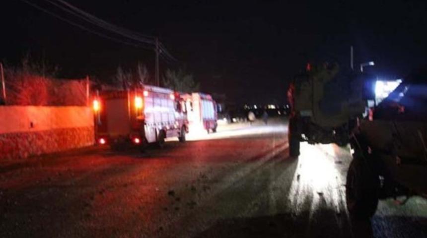 Hazro’da karakola bomba yüklü araçla saldırı düzenlendi