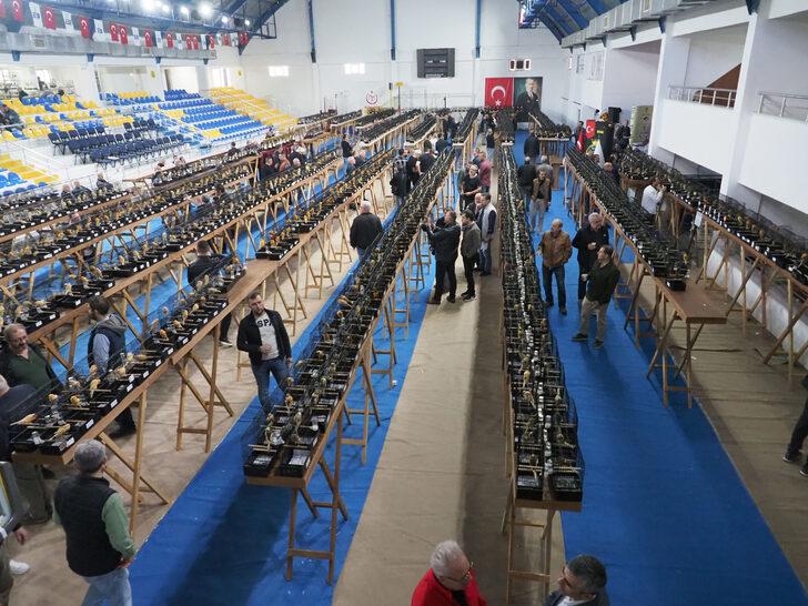 Balıkesir'de "Kanarya Güzellik Yarışması" yapıldı G4