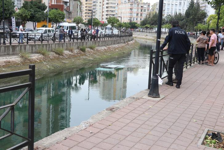 Adana'da sulama kanalına düşen aracın sürücüsü kurtarıldı G3