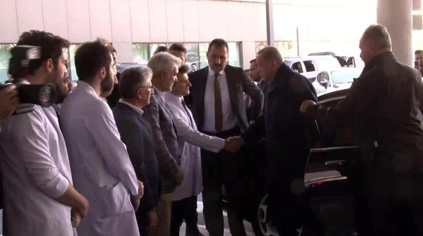 Cumhurbaşkanı Erdoğan'dan yaralı madencilere ziyaret