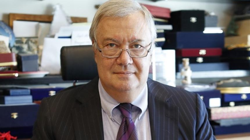 D&uuml;nya N&ouml;rolojik Cerrahi Akademisi&rsquo;ne ilk T&uuml;rk başkan