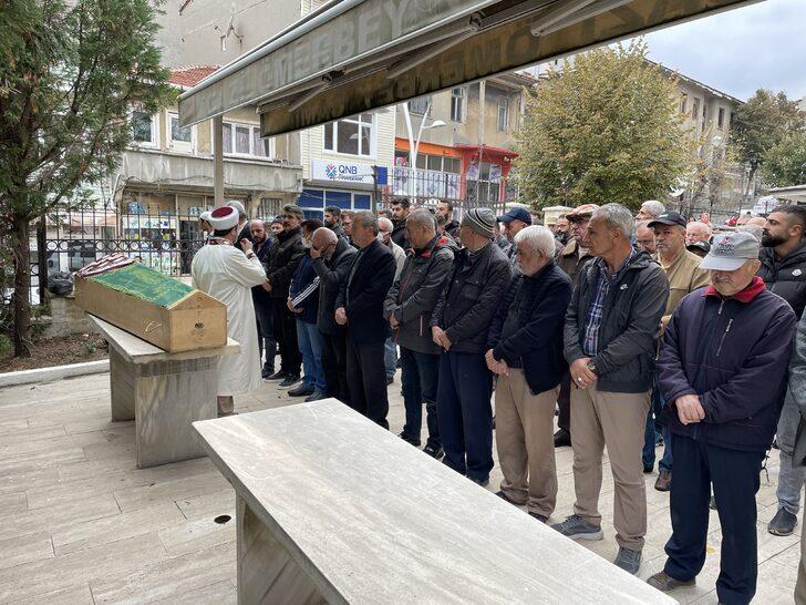 Elazığ'da öldürülen kadının cenazesi Tekirdağ'da toprağa verildi G1