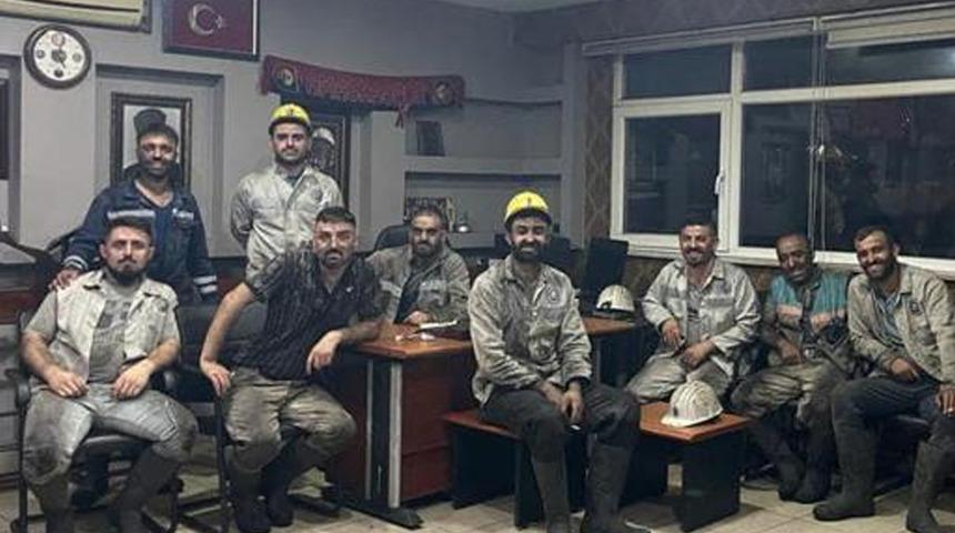 Türkiye Amasra'daki faciayı konuşuyor! Madencilerin son fotoğrafları ortaya çıktı... Göz yaşartan hikaye