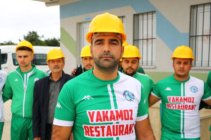 Tekirdağ'da futbolcular maden işçileri anısına sahaya baretle çıktı G4