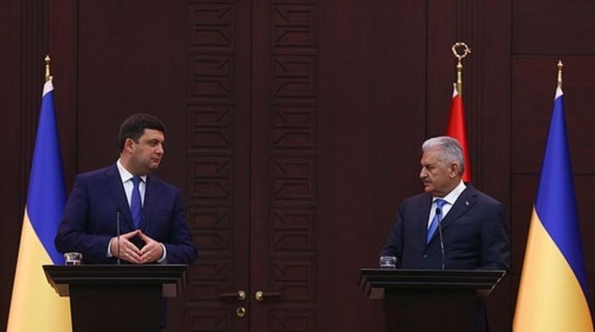 Ukrayna ile T&uuml;rkiye arasında pasaportsuz giriş başladı! Ukrayna'ya pasaportsuz nasıl gidilir? Ukrayna'ya kimlikle gitmenin detayları