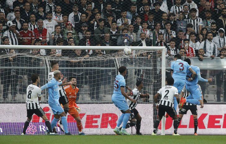 Son dakika: Yayıncı kuruluş sesi kısmak zorunda kaldı! Beşiktaş - Trabzonspor maçında Uğurcan Çakır'ın o hareketi olay oldu... G3