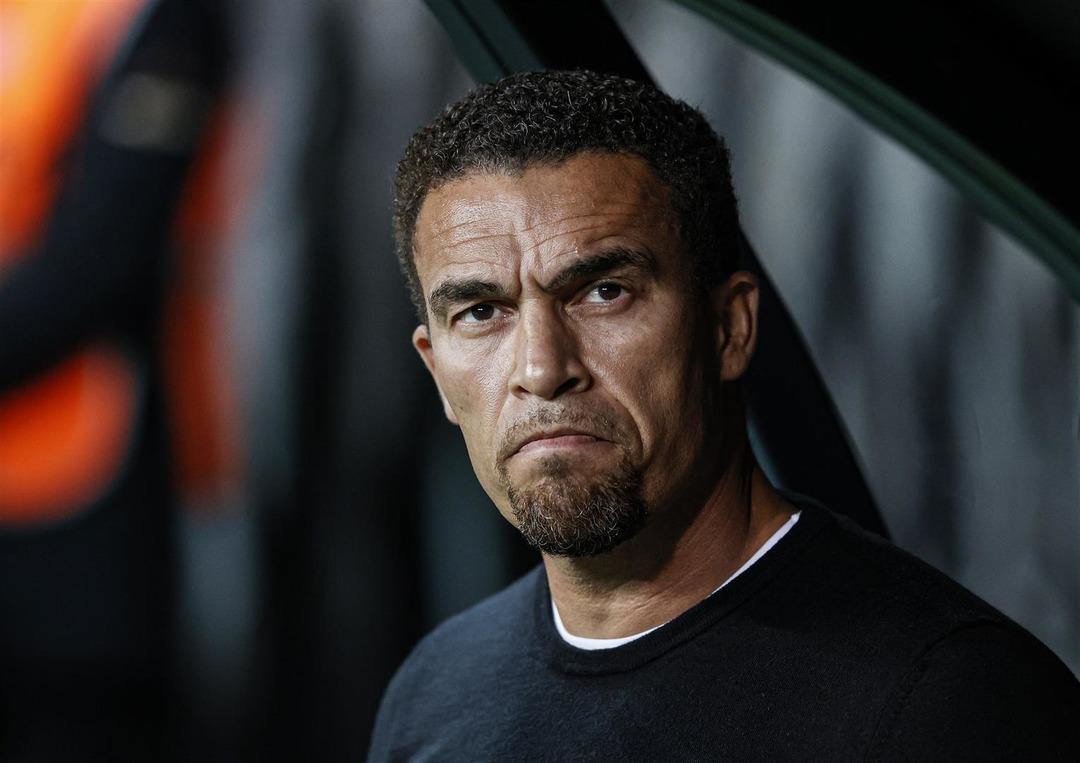 Son dakika: 'T&uuml;rk&ccedil;e anlamıyorum!' Beşiktaş Teknik Direkt&ouml;r&uuml; Valerien Ismael'in istifa tezah&uuml;ratlarına verdiği cevap olay yarattı...