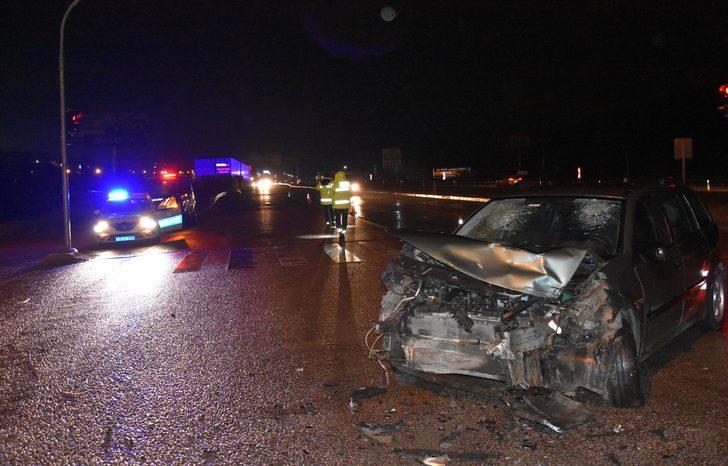 Kırıkkale'de otomobille tırın çarpıştığı kazada 5 kişi yaralandı G1