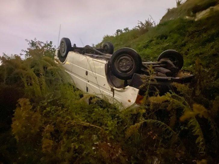 Samsun'da şarampole devrilen minibüsteki 8 kişi yaralandı G4