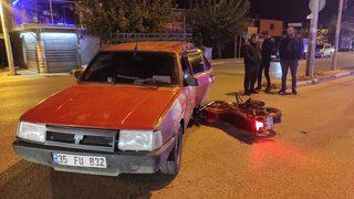 Manisa'da otomobil ile çarpışan motosikletin sürücüsü yaralandı