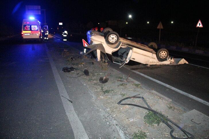 Manisa'da devrilen otomobildeki 2 kişi yaralandı G4