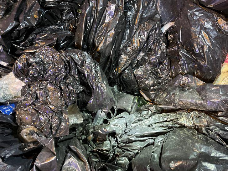 Bursa'da bir kişi yolda bulduğu silahı temizlerken kendisini yaraladı G3