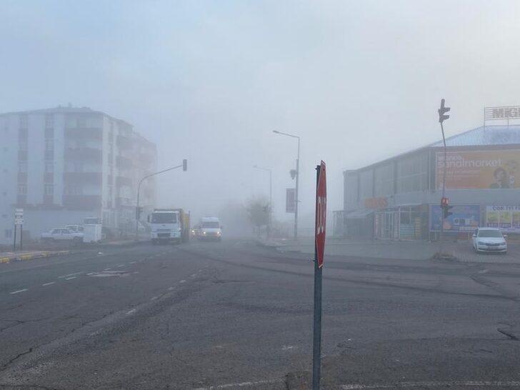 Ardahan'da sis sürücülere zor anlar yaşattı G3