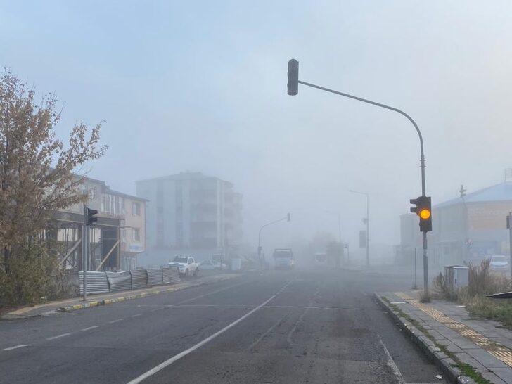 Ardahan'da sis sürücülere zor anlar yaşattı G4
