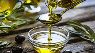 Resmen dolandırılıyoruz! Sahte zeytinyağlarını anlamak için...