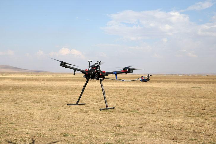 Malazgirt Savaş alanı drona entegre edilen "manyetometre cihazı" ile tespit ediliyor G5