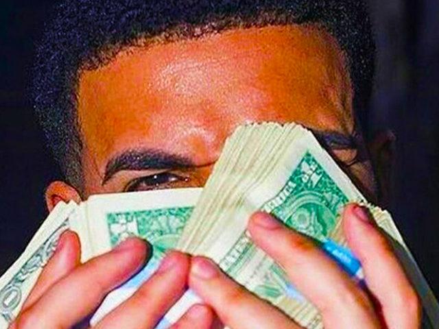 Bu nasıl olur? Ünlü rapçi Drake, 11 milyon TL'lik bahis kuponu yaptı... İşte sonuç