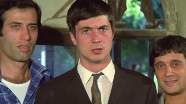 Hababam Sınıfı'nın yakışıklı yıldızı Ahmet Sezerel son haliyle şaşkına çevirdi! ''Yılların acıması yok''