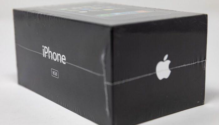 Fabrikadan yeni çıkmış gibi 2007 model iPhone! Satıldığı fiyatı görünce dudağınız uçuklayacak