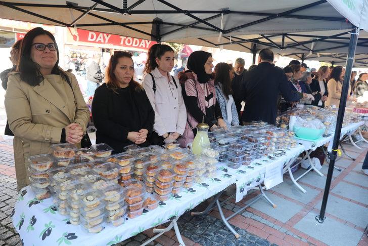 Şehit astsubay Yusuf Ataş'ın vasiyetinin yerine getirilmesi için kermes düzenlendi G1