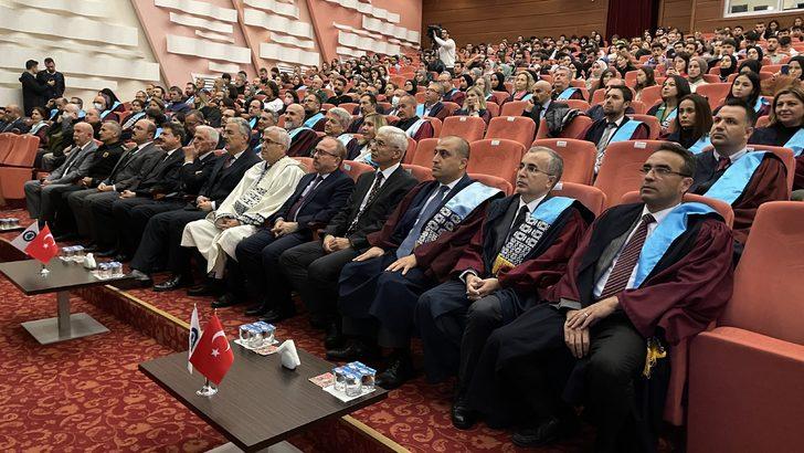 Türkiye Maarif Vakfı Başkanı Akgün, ESOGÜ Akademik Yılı Açılış Töreni'nde konuştu: G3