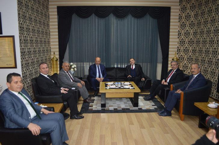 Çalışma ve Sosyal Güvenlik Bakanı Bilgin, Afyonkarahisar'da konuştu: (2) G1