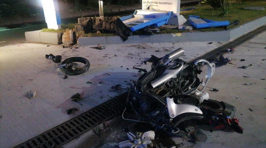 Muğla'da devrilen motosikletin sürücüsü öldü