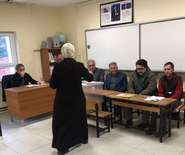 Bilecik'te bir köy mahalle olmak için referanduma gitti G3