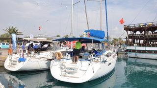 Mersin'de yelken yarışı ve çevre temizliği etkinliği düzenlendi