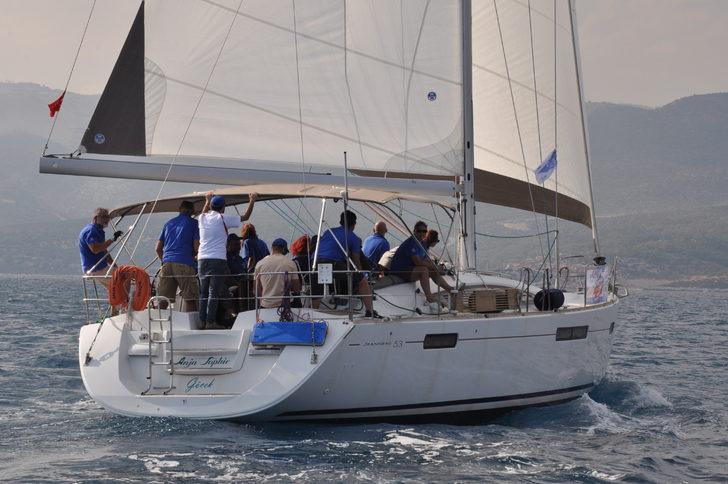 Mersin'de yelken yarışı ve çevre temizliği etkinliği düzenlendi G4