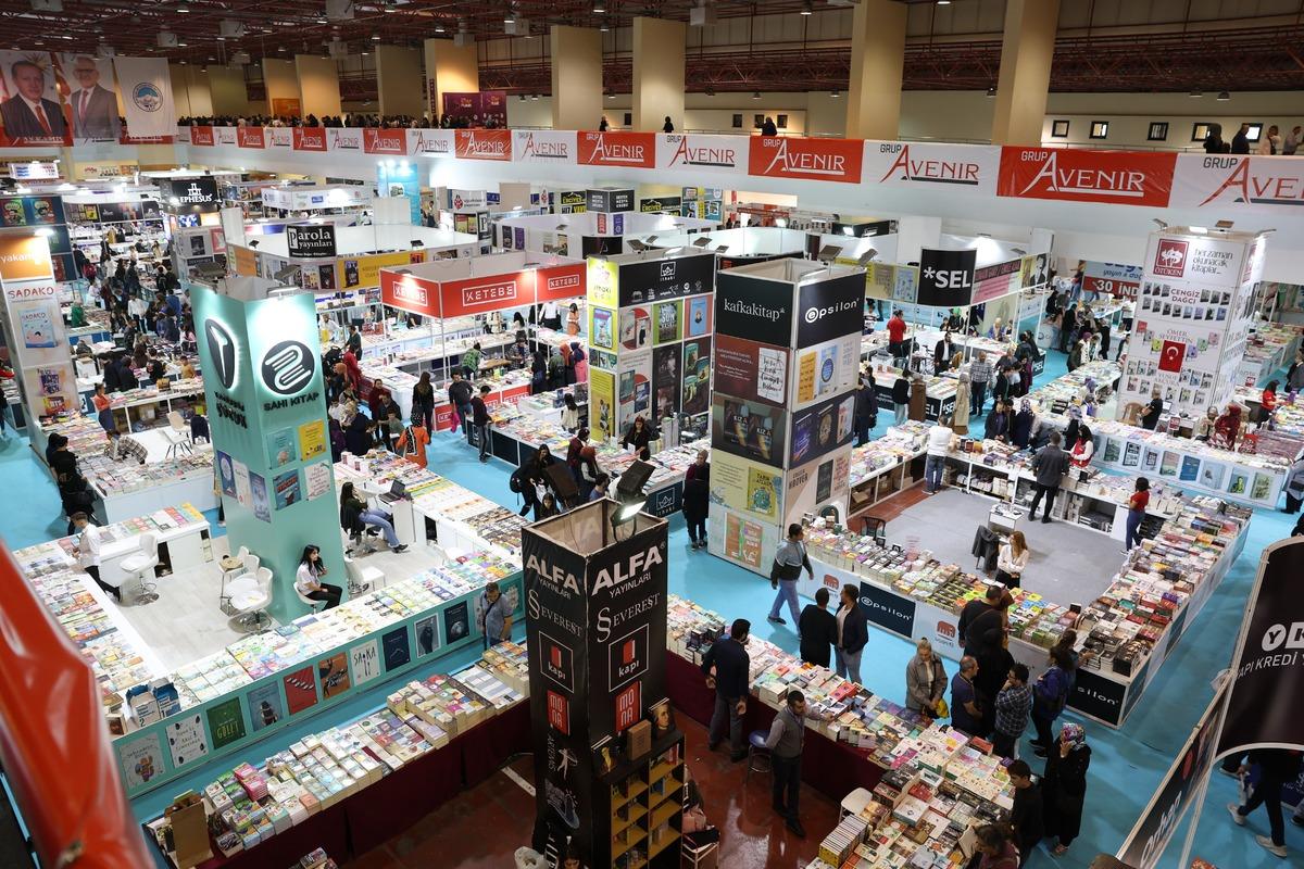 Kayseri Kitap Fuarı, 261 bin ziyaret&ccedil;i ağırladı