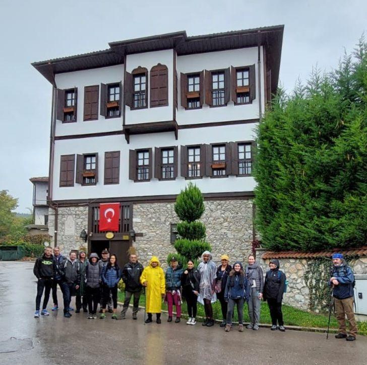 Fransız turistlerin Safranbolu'ya getirilmesi için "tur" çalışması yürütülüyor G4