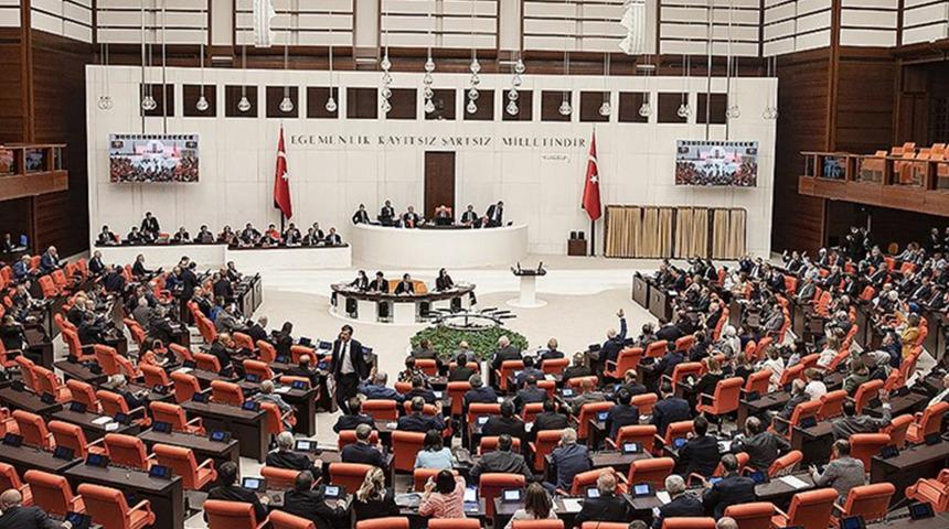 Son dakika: Milyonları ilgilendiren torba yasa teklifi kabul edildi! Maske cezaları, KYK faizi, icra borçları, çalışanlara yemek parası...