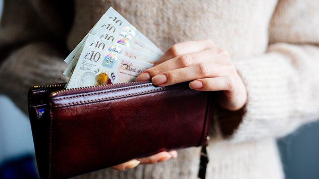 Sterlin, dolar karşısında gaza bastı! Yüzde 2'nin üzerinde değer kazandı...