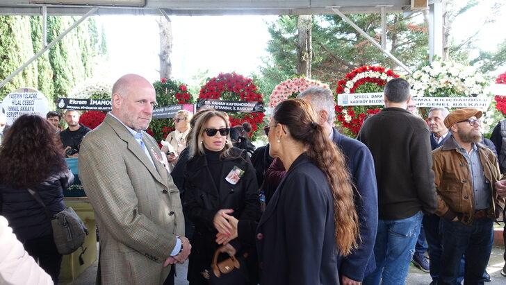 Oyuncu Billur Kalkavan son yolculuğuna uğurlandı G1