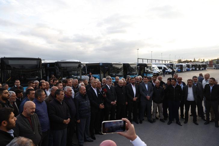 Başkentte özel halk otobüsleri kontak kapattı G3