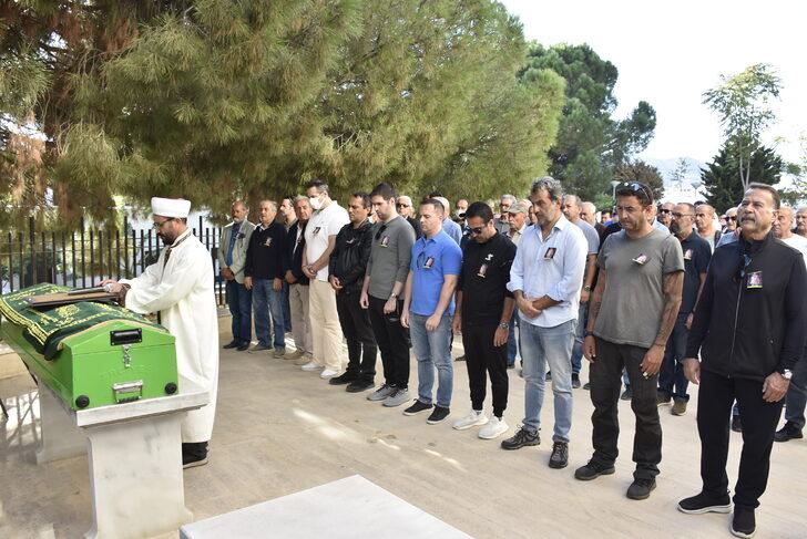 Tiyatro,  sinema ve dizi oyuncusu Demiray Erül'ün cenazesi Bodrum'da toprağa verildi G4