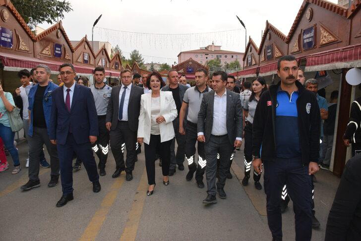 Oyuncu Hülya Koçyiğit Batmanlılarla buluştu G2