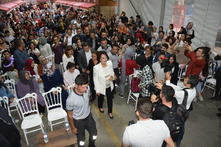 Oyuncu Hülya Koçyiğit Batmanlılarla buluştu G3